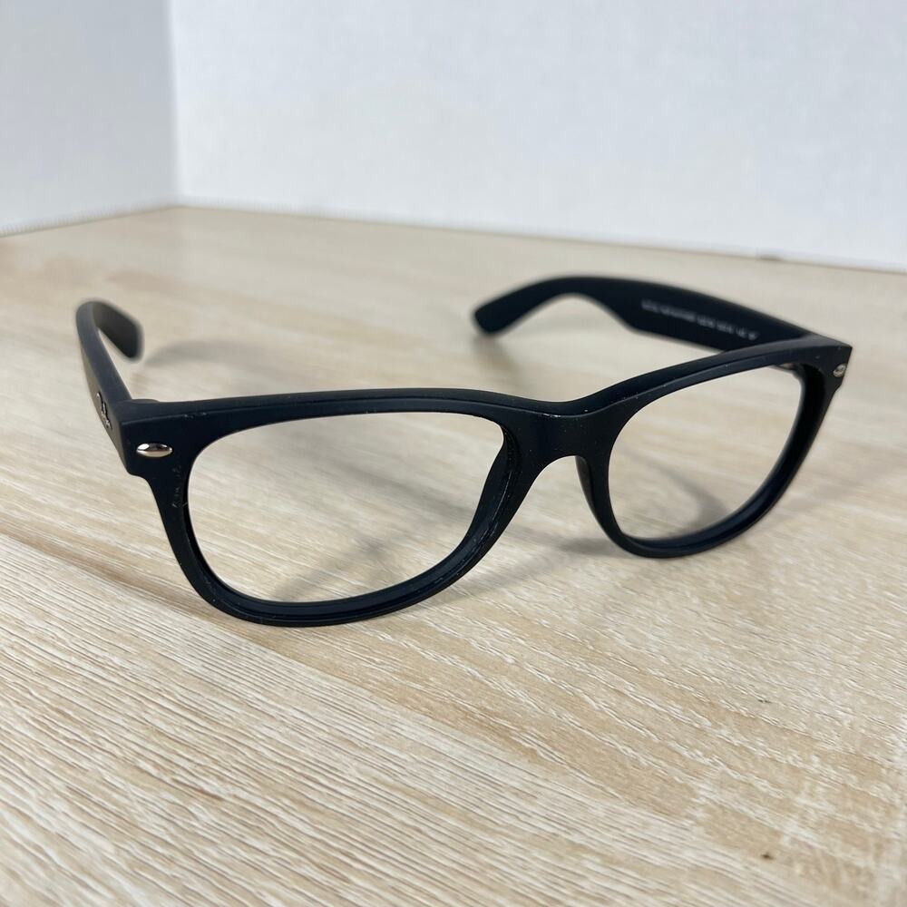 Ray-Ban RB2132 New Wayfarer 622/58 Sunglasses Rubber FRAMES 55-18 Excellent Cond